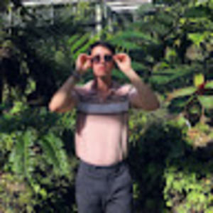 Meet your Posher, Daniel